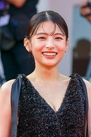 出口夏希