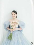 葵わかな、淡いブルーのボリュームドレス姿で魅せた透明感に大 ...