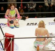 フワちゃん「お客さん、申し訳ありませんでした」ふざけた動きにダメ出しの嵐！リング上で公開説教、正座で謝罪【スターダム】（デイリースポーツ） - Yahoo!ニュース