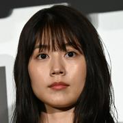 「顔が大きく見える」有村架純 高級ブランドショーでの近影に ...