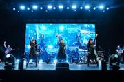 BABYMETALの香港ツアー：ヘッドバンギング、タオル振り回し、アジア ...
