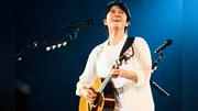 福山雅治の京セラドーム公演に稲葉浩志サプライズ出演！　客席のファンに「どんな徳を積まれたらこんないいことが…」