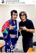 Ｂ＇ｚ稲葉浩志の姿にネット衝撃「かっこ良すぎる」「ビジュ…」「夫婦で…」「スゴいツーショット」（スポーツ報知） - Yahoo!ニュース