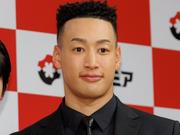 「鼻血出る」「かっこよすぎる」EXILE元メンバーの肉体美がヤバい ...