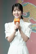 【画像】浜辺美波さん、10年前と顔が違う！？ : 気になる芸能まとめ