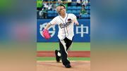 ヘイセイ知念侑李、初のファーストピッチセレモニーは５０点「ピンクのグラブで投げられたのはよかった。スポーツ、いいな」