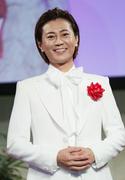 氷川きよし、沖縄・今帰仁村で尾野真千子と再会⇨10年ぶりに ...