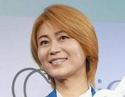 「衝撃袋とじ級」氷川きよし、至近距離すっぴん＆“地獄の鬼トレ ...