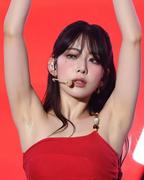 【画像】宮脇咲良さん、その名に恥じぬ脇を披露 : 気になる芸能まとめ