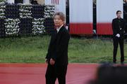 星野源、ネクタイスーツ姿で『MUSIC AWARDS JAPAN 2026』レッド ...