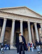 福士蒼汰、イタリアの街並みに溶け込む“洗練された大人の色気 ...