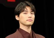 「全然別人」「ゴツくて威圧感すごい」福士蒼汰 誰か全くわから ...