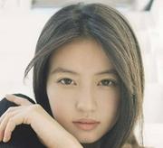 今田美桜 黒ドットのワンピ姿が反響「圧倒的ビジュアル」「なんてかわいい生き物」と絶賛！ふわふわのハーフアップ姿にも注目