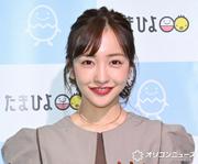 板野友美、4歳長女の“バースデー旅行”にUSJ満喫 “ミニオン ...