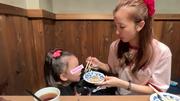 板野友美、“オジたち”をメロメロにする娘に「大好き安売りし ...