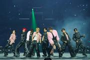 JO1、『KCON LA 2026』に出演 全米デビューを前に鮮烈パフォーマンスで ...