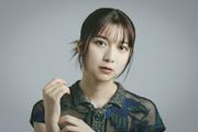 上白石萌歌、活躍続く裏で支える“母のような”姉妹女優の言葉と姉・上白石萌音への“温かな”思い（双葉社 THE CHANGE） - Yahoo!ニュース