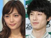 川口春奈が爆笑 坂口健太郎に寄り添う2ショットにファン「いい ...