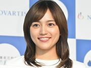 川口春奈、「ザ・大人の女性」なグラビアオフショットに感嘆の声 ...