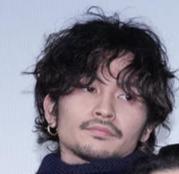 King Gnu常田大希、井口理の結婚に感慨「証人を頼まれた時　なぜだか…」（日刊スポーツ） - Yahoo!ニュース