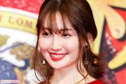 小嶋陽菜、絶好調ブランドの最新ランジェリー姿披露で「熟女感が ...