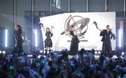 6人組ボーカルグループ「Little Glee Monster」が19日、東京・新宿 ...