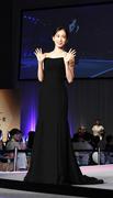 前田敦子 15年ぶりの受賞「35歳の節目」 「ジュエリーを孫だったり ...
