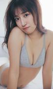 元NGT48小見山沙空、21歳で人生初グラビア 『週プレ』で王道ビキニ ...