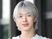 雰囲気ガラリ…“NiziUの弟”NEXZ・トモヤ、スタイリッシュな髪色に ...