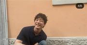 坂口健太郎 自然体“くしゃ笑顔”オフショットにファン「大型犬 ...