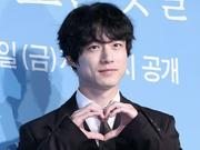 坂口健太郎、「釜山国際映画祭」でのスケジュールをwo全面 ...