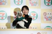 桜井日奈子が猫がモチーフのスイーツに舌鼓「たまらにゃい！」