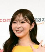 「はだしっろ」指原莉乃、大胆タンク×高級アクセの夏コーデ ...