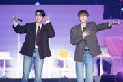 大会場でパーソナルな愛を伝えてくれたSEVENTEEN、DKとSEUNGKWANの公演 ...