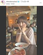 篠田麻里子、デコルテあらわな大人めピンクコーデ ...