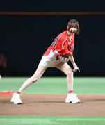 【ソフトバンク】女優篠田麻里子「本当に幸せ ...