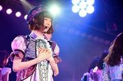 島崎遥香 卒業公演で涙見せず スマスマ最終回との卒業かぶりネタに