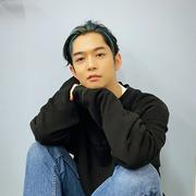 別人級 36歳人気俳優の近影に「今こんな感じなの」など衝撃の声 (2025年8月15日掲載) - ライブドアニュース