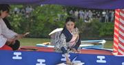 三船祭 「人々の心に安らぎを」 土屋太鳳さんが「扇流し」 嵐山 ...