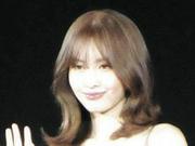 「また違った雰囲気」「爆イケ」TWICE・MOMO、衝撃“V字インナー”姿 ...