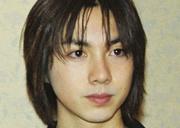 「えっ、小原裕貴くんおる!!」嵐のCMに尽力で話題に…46歳になった〝伝説のJr.〟の近影にネット騒然！「目元変わらないなぁ」「うわぁぁぁああっ胸熱」「事務所の絆が感じられる」植草克秀の投稿に大反響（西スポWEB OTTO！） - Yahoo!ニュース