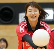 「えっ…誰!?」アイドルとの電撃婚から丸1年…狩野舞子〝びっくりミニ丈〟ウエアが話題「もうほとんどアイドル」「このメイク新鮮」（西スポWEB OTTO！） - Yahoo!ニュース