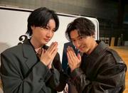 山﨑賢人、31歳バースデーファンミでの桜田通との仲良し2ショット ...