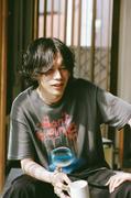 米津玄師、実写映画『ルックバック』にシャークキック・ギター ...
