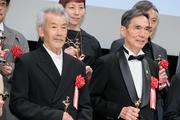 田中泯の受賞を吉沢亮が祝福！ 長塚京三は淀川長治賞に喜び「一番 ...